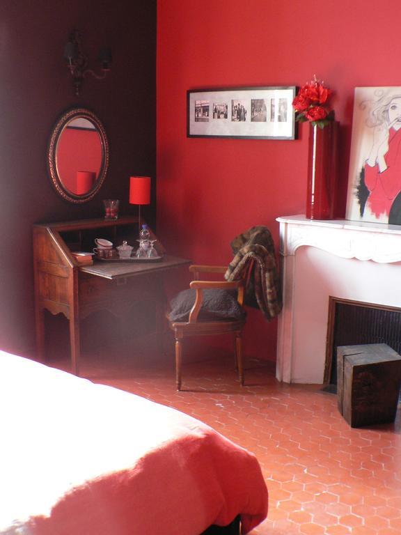 Chambres D'Hotes Maison Auguste Салон дьо Прованс Стая снимка